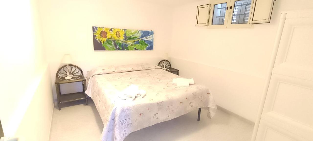 Orosei Re - Villa Aurora Rimedia A 50 Metri Dal Mare Экстерьер фото